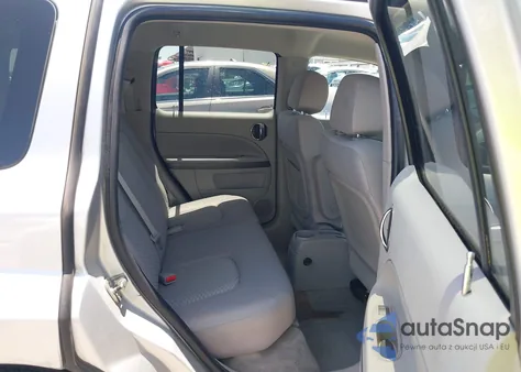 2011 Chevrolet Hhr Lt from USA, damaged, VIN 3GNBABFW4BS504888